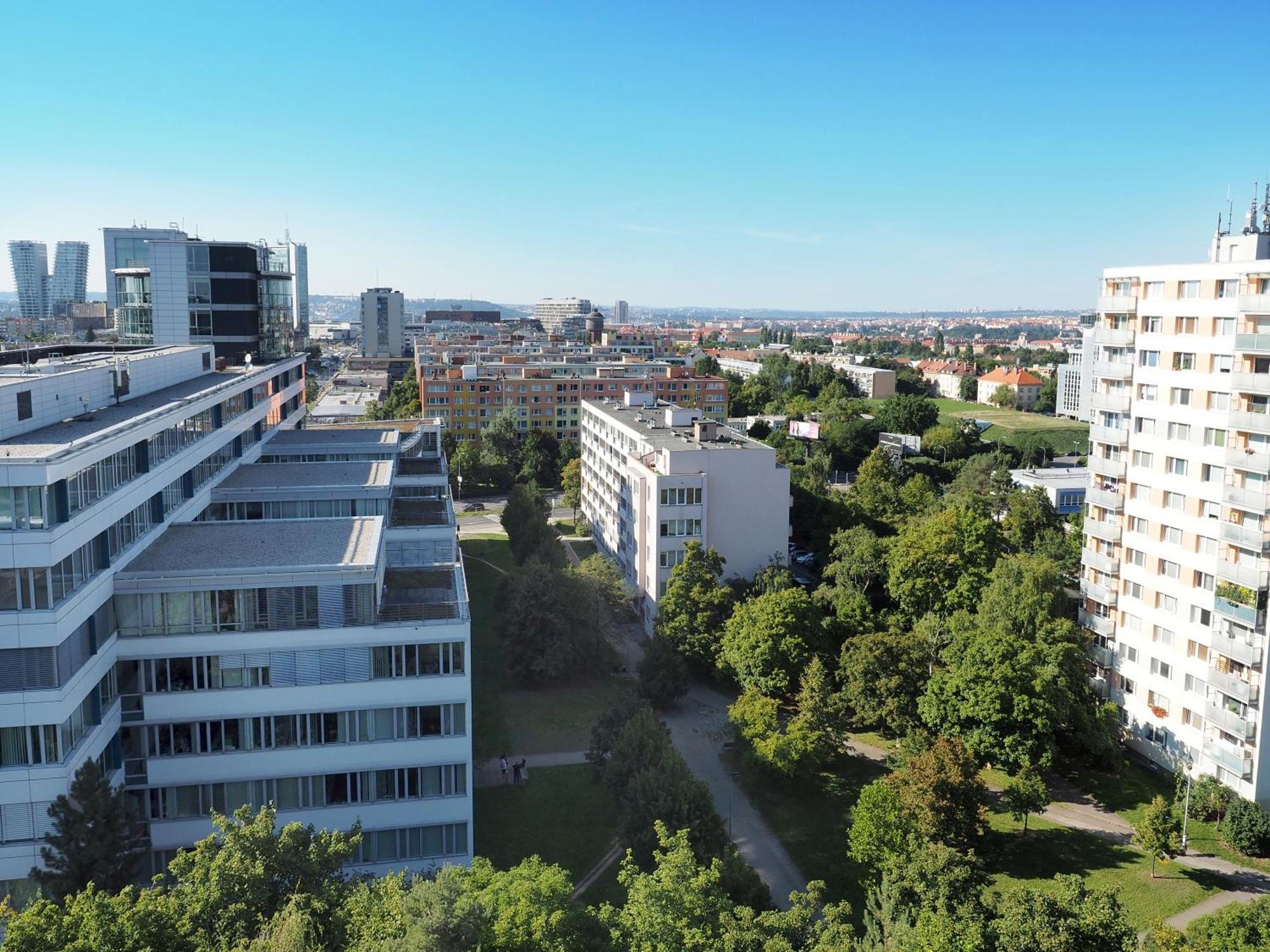 Hotel Ilf Prag Exteriör bild